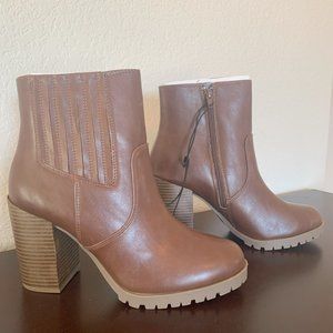 a.n.a Womens Rocky Block Heel Chelsea Boots